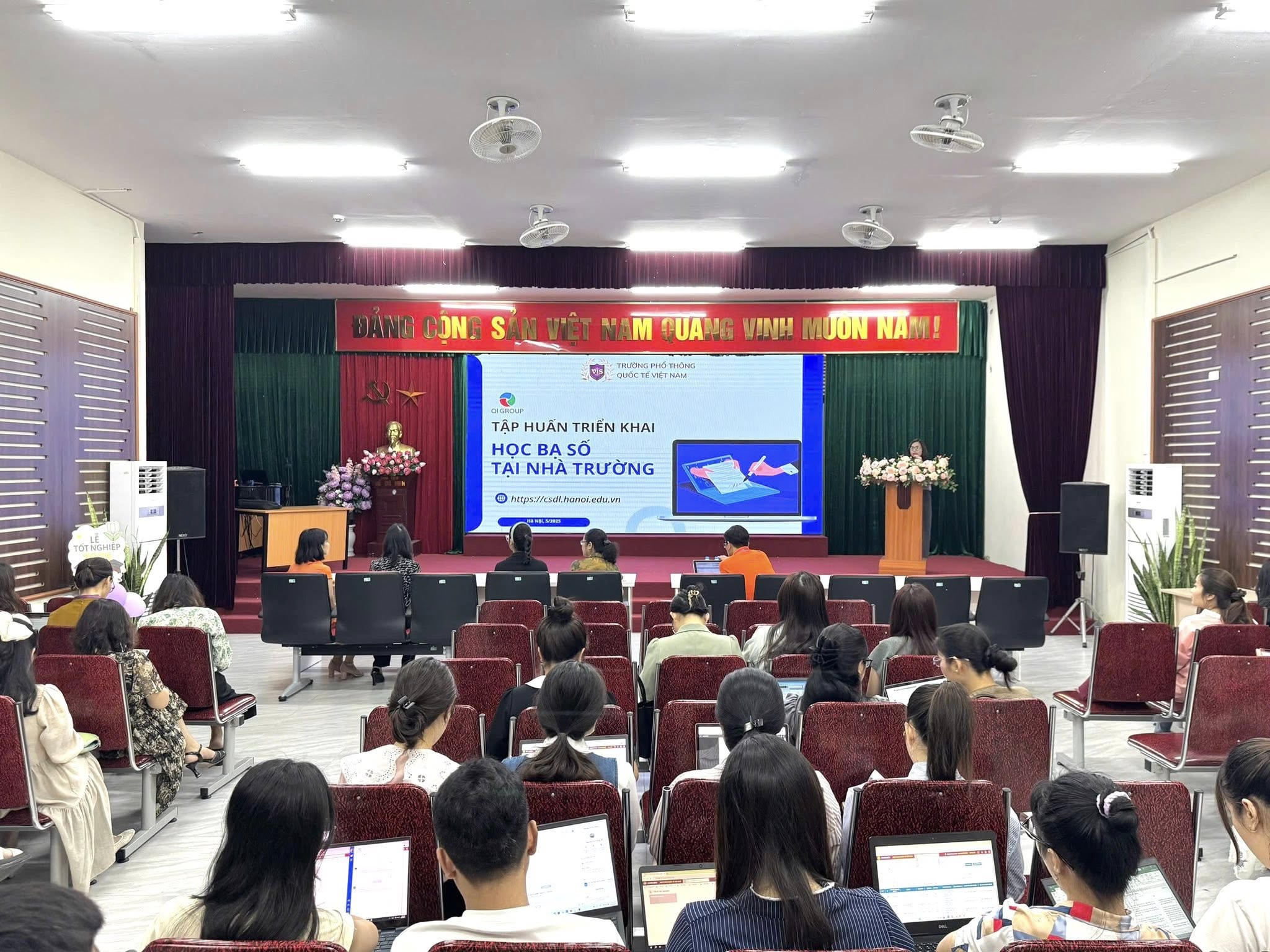 💻 TẬP HUẤN TRIỂN KHAI HỌC BẠ SỐ TẠI VIS – BƯỚC CHUYỂN MÌNH TRONG CHUYỂN ĐỔI SỐ GIÁO DỤC ✅