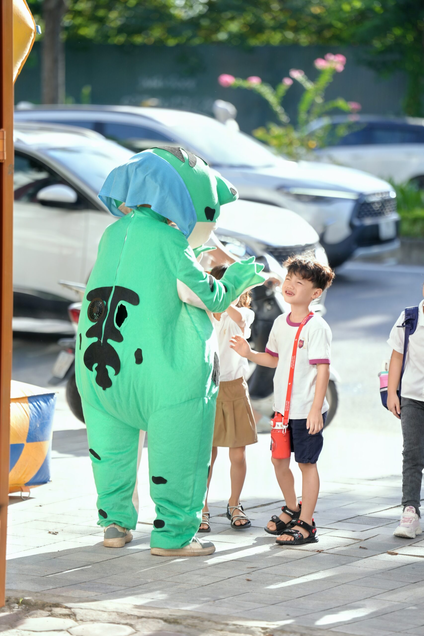 BACK TO SCHOOL 2025 – 2026 | CHÀO MỪNG HỌC SINH VIS TRỞ LẠI NGÔI NHÀ THỨ HAI!