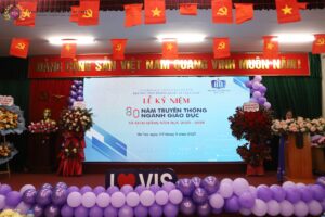 VIS tổ chức Lễ Khai giảng 2025-2026 kết hợp tiếp sóng Lễ Kỷ niệm 80 năm ngành Giáo dục